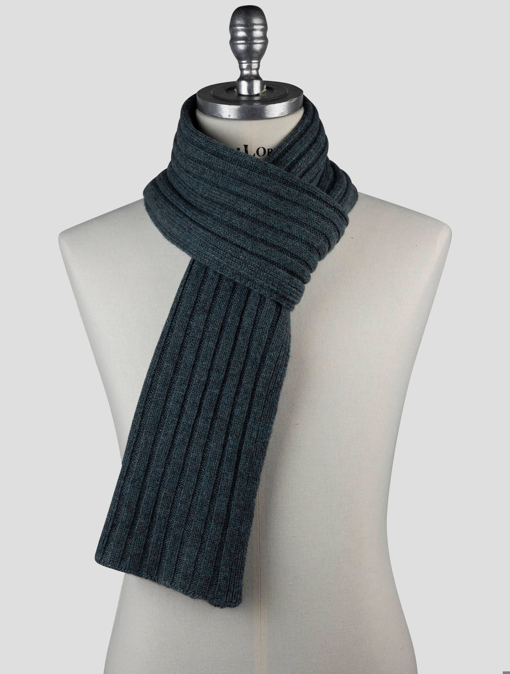 Gran Sasso Gran Sasso Blue Cashmere Scarves Blue 000