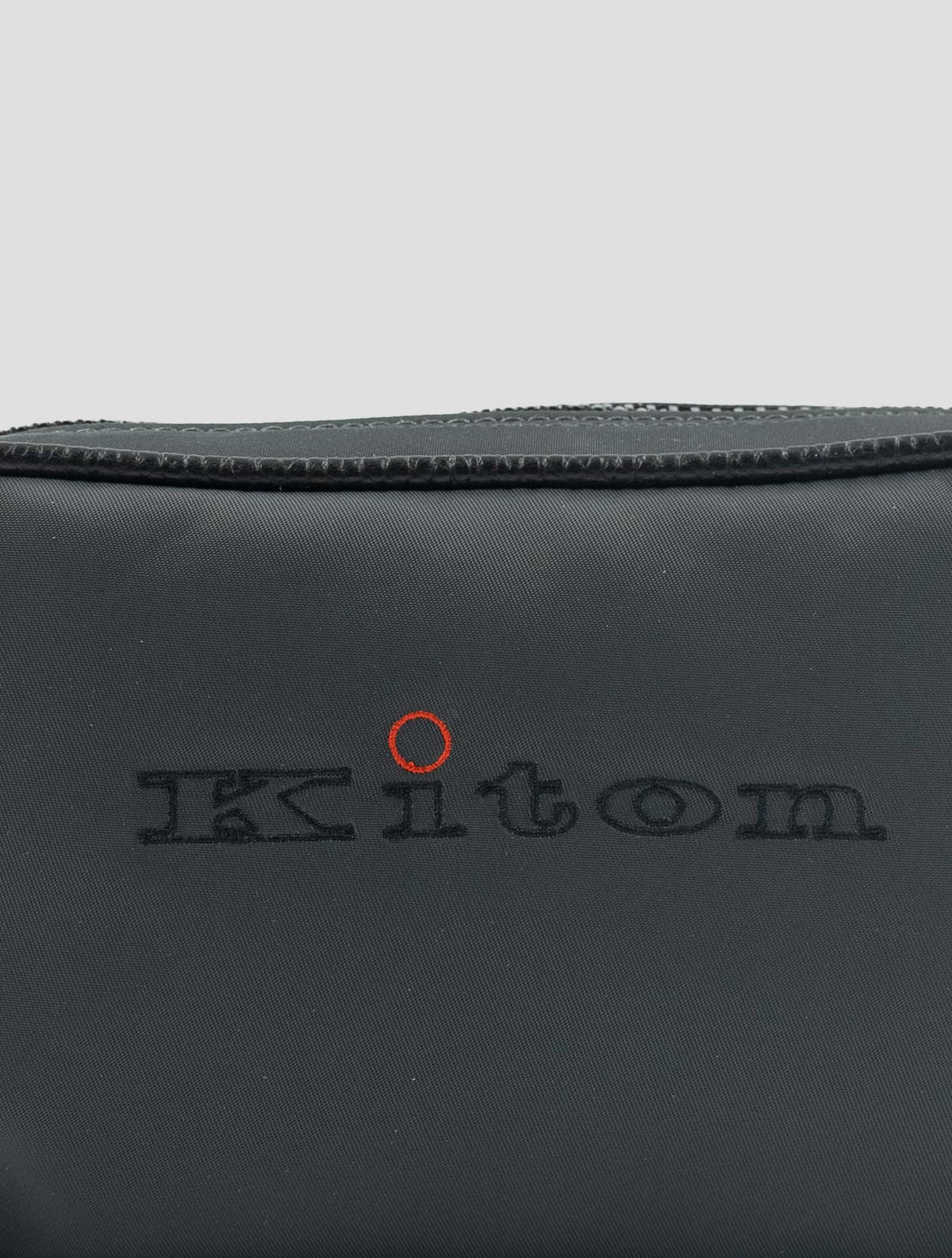 Kiton Gray Pa Pochette 5