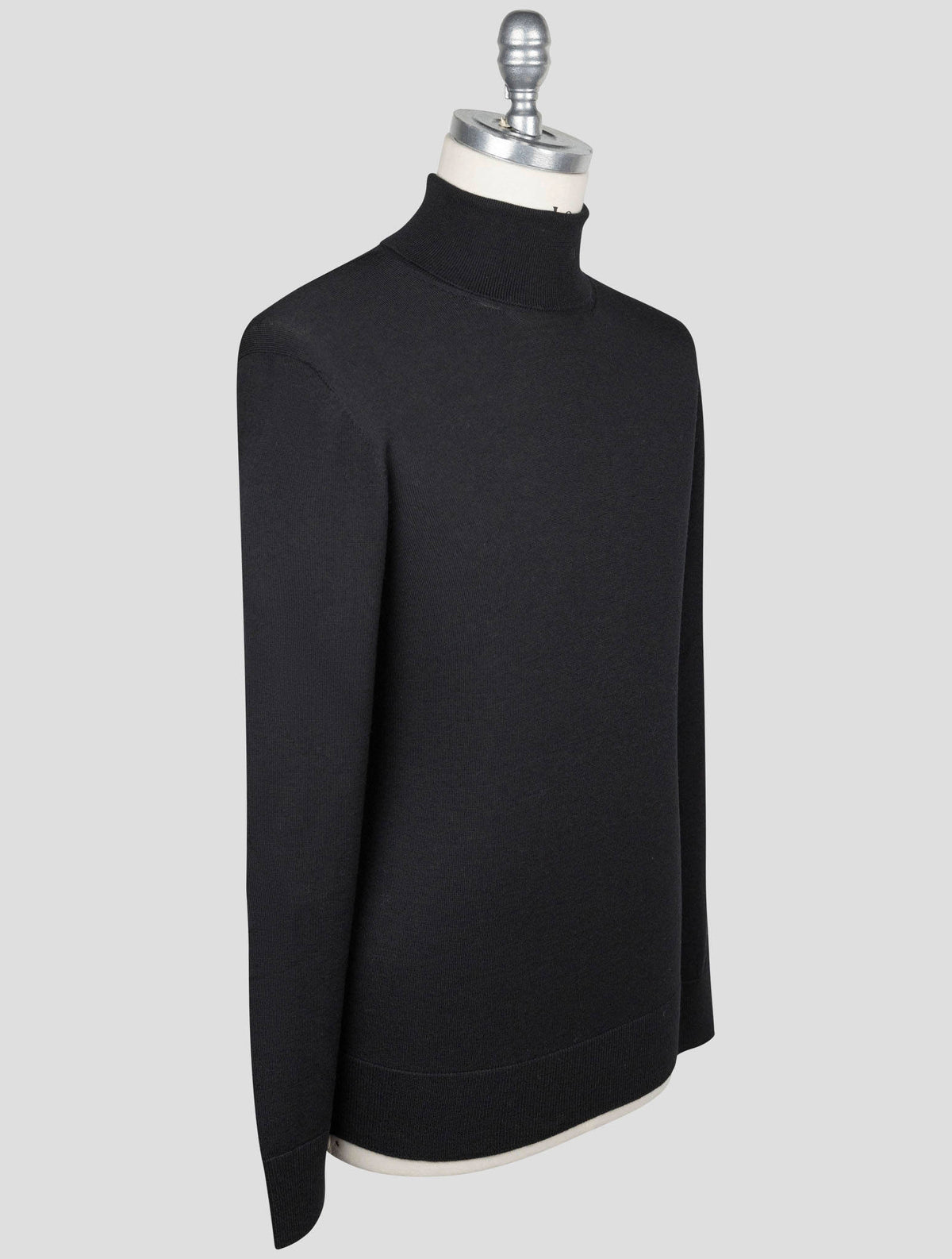 Gran Sasso Gran Sasso Black Virgin Wool Pl Sweater Turtleneck Black 001
