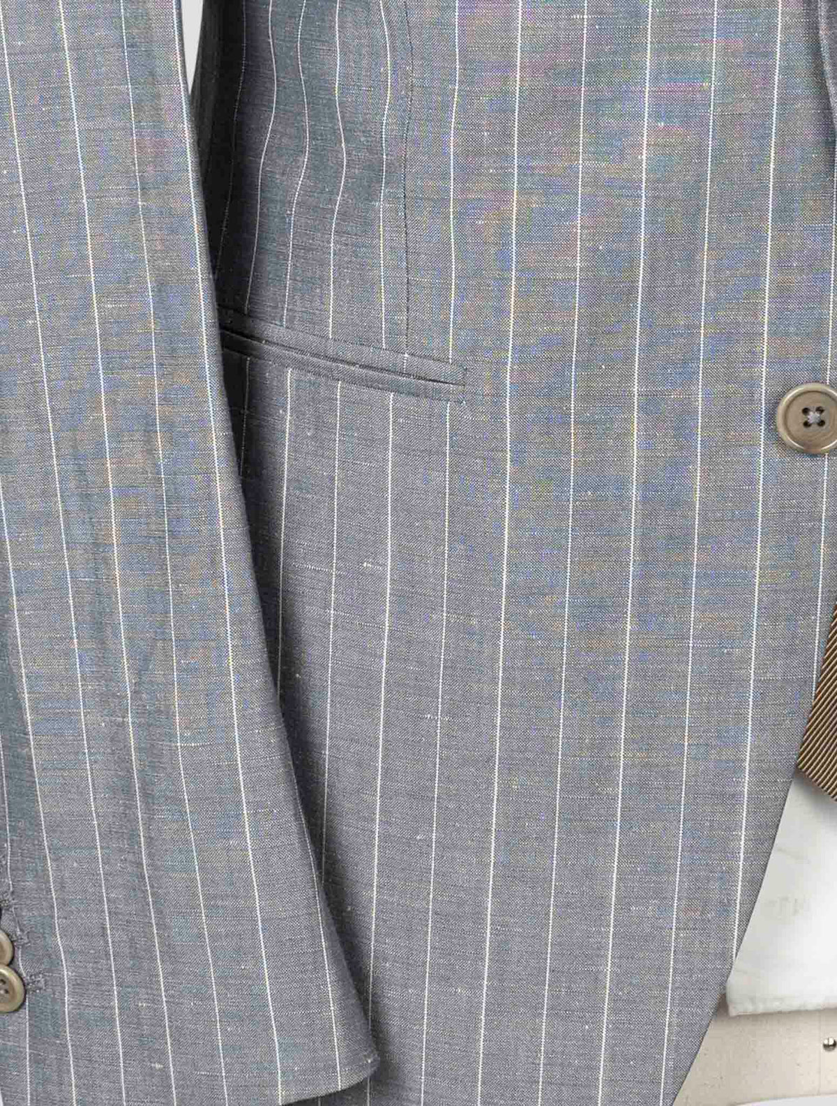 Isaia Gray Wool Linen Suit
