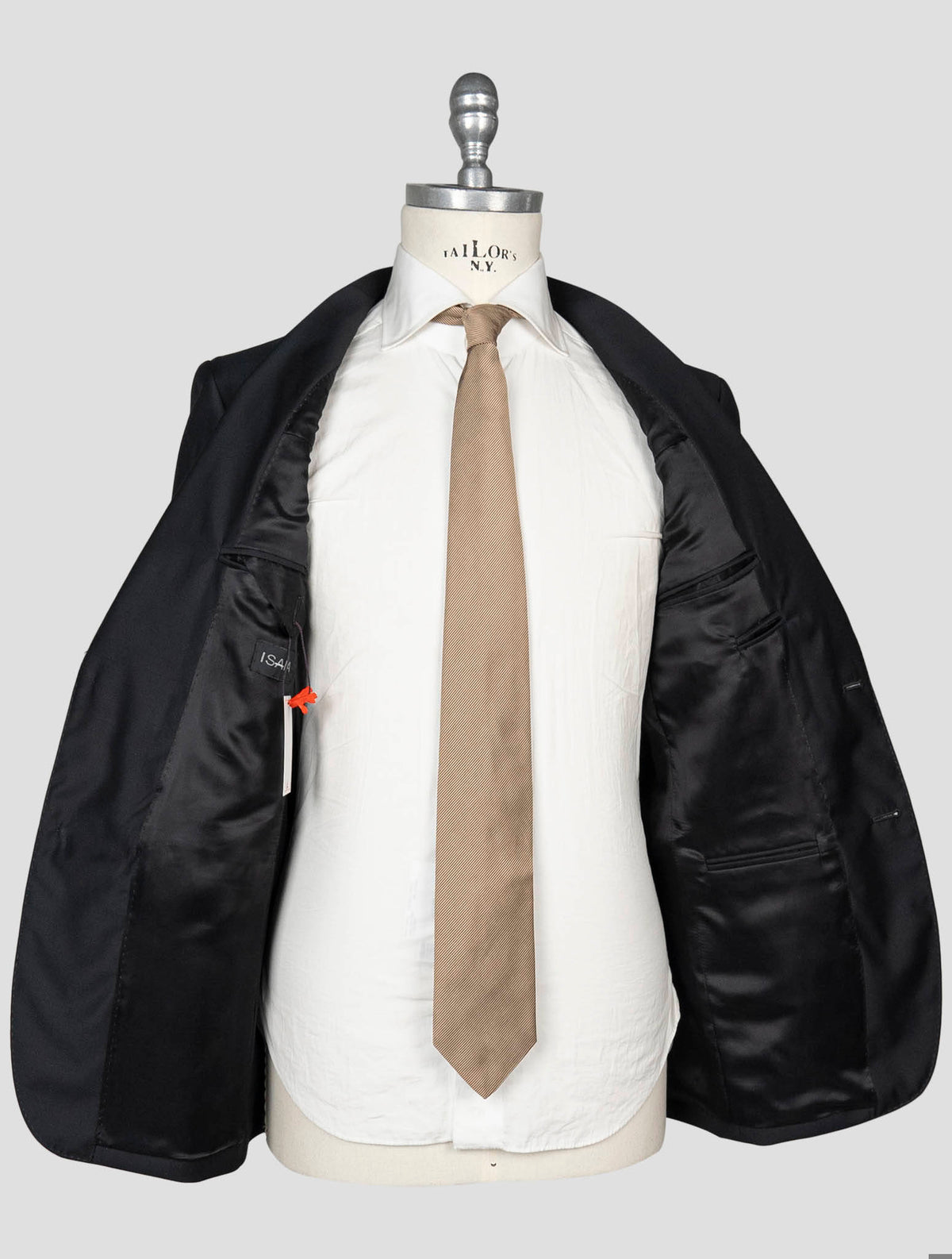 Isaia Black Wool 110's Suit