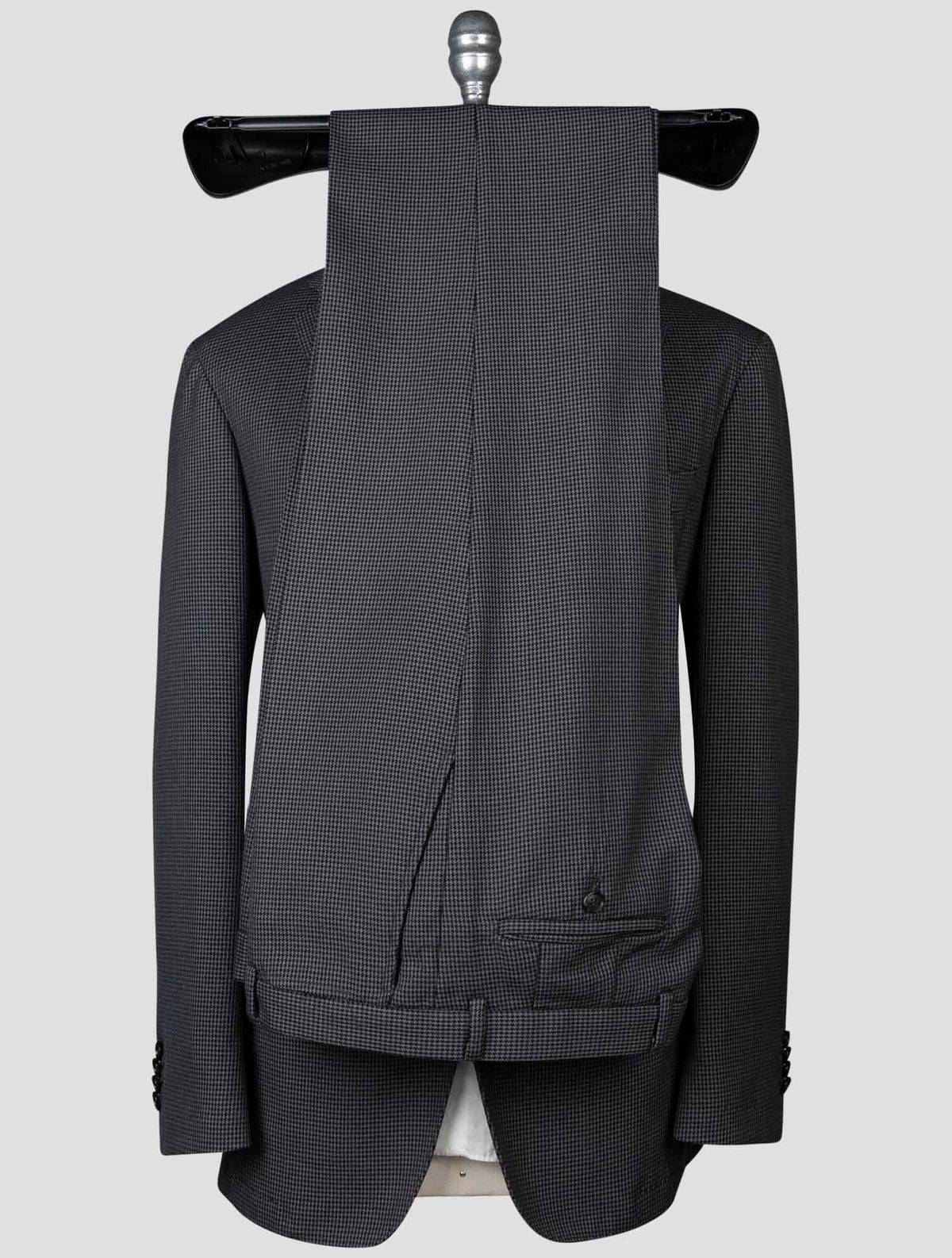 Isaia Gray Virgin Wool Suit
