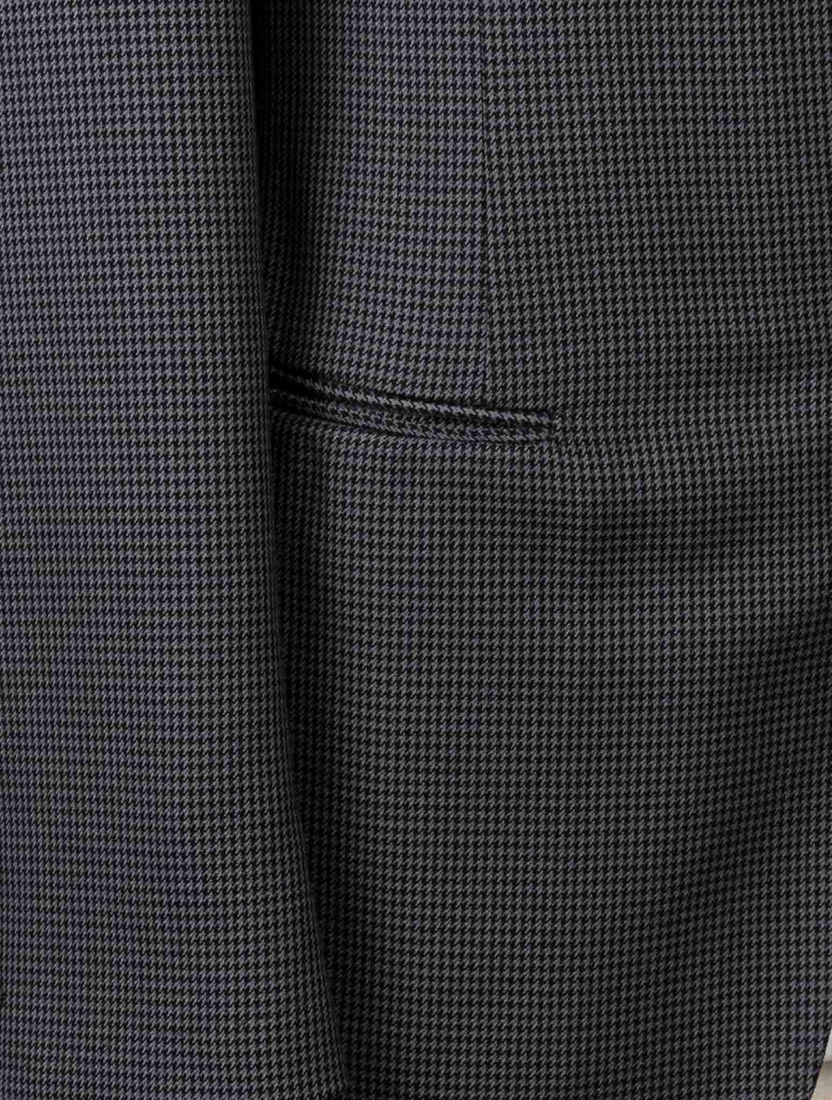 Isaia Gray Virgin Wool Suit