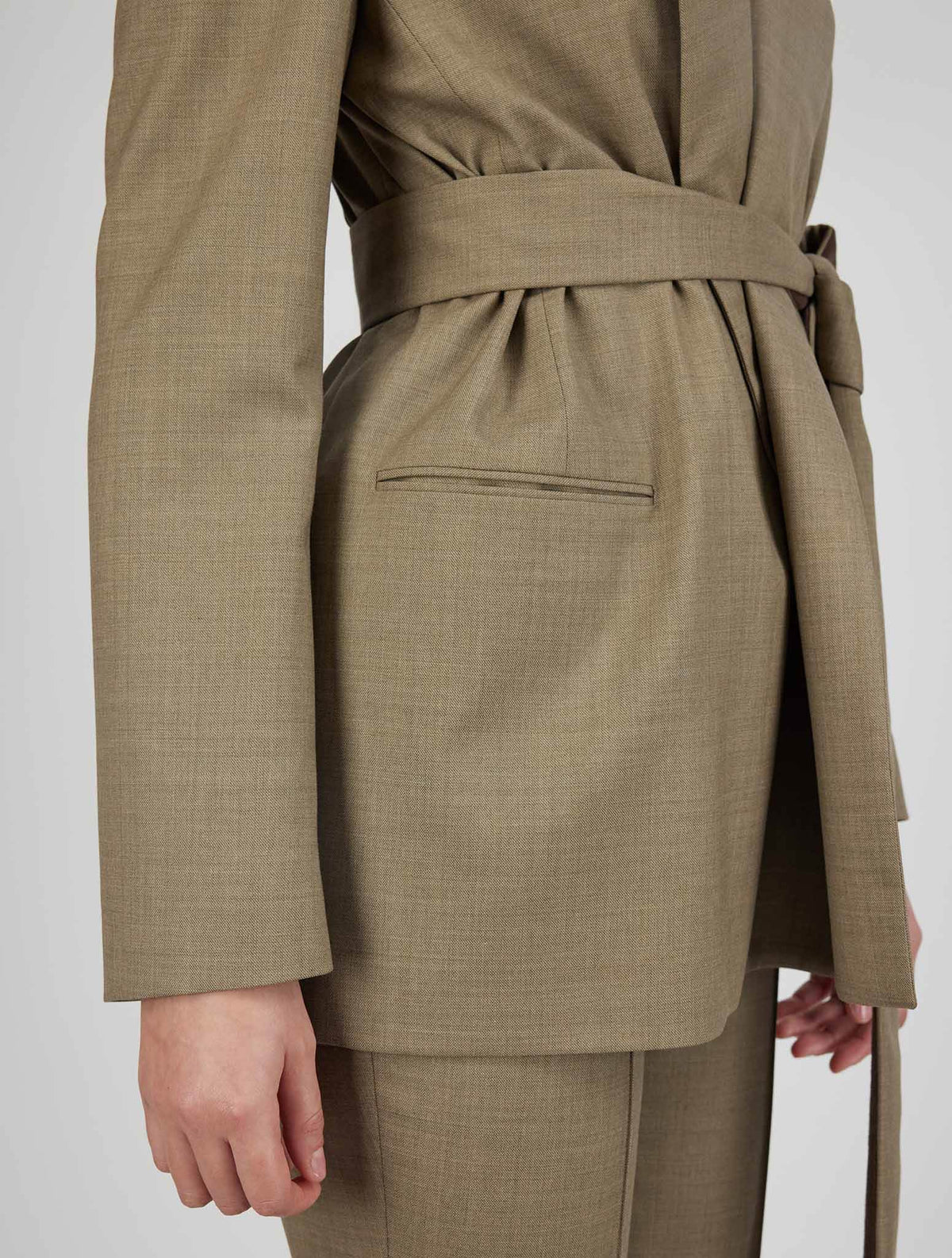 Kiton Tauper Virgin Wool Ea Suit