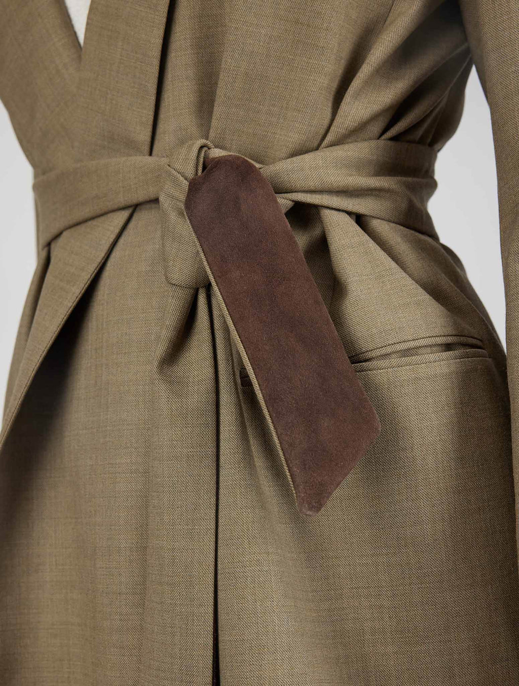 Kiton Tauper Virgin Wool Ea Suit