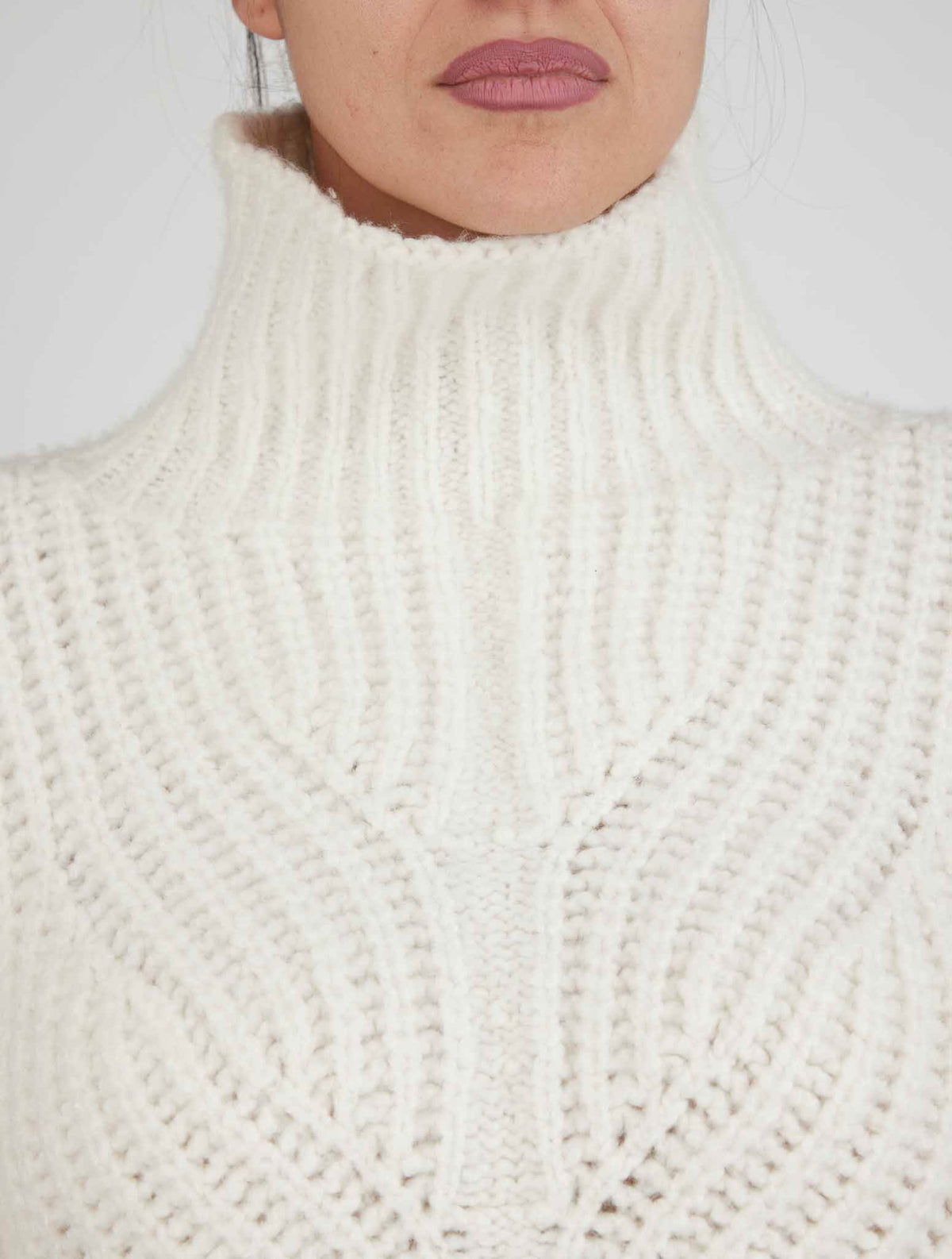 Kiton White Cashmere Silk Sweater Turtleneck