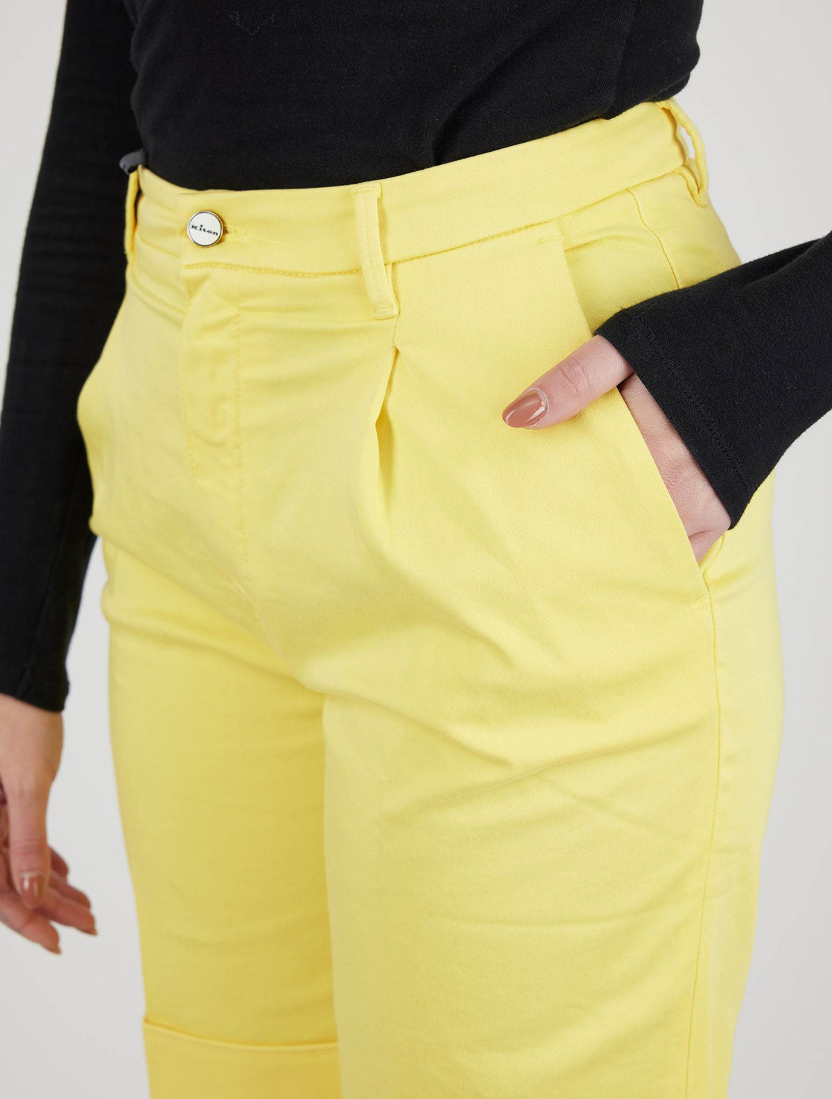 Kiton Yellow Cotton Ea Short Pants