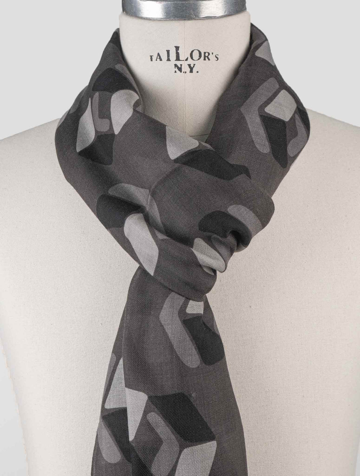 Isaia Isaia Gray Cashmere Scarf Gray 001