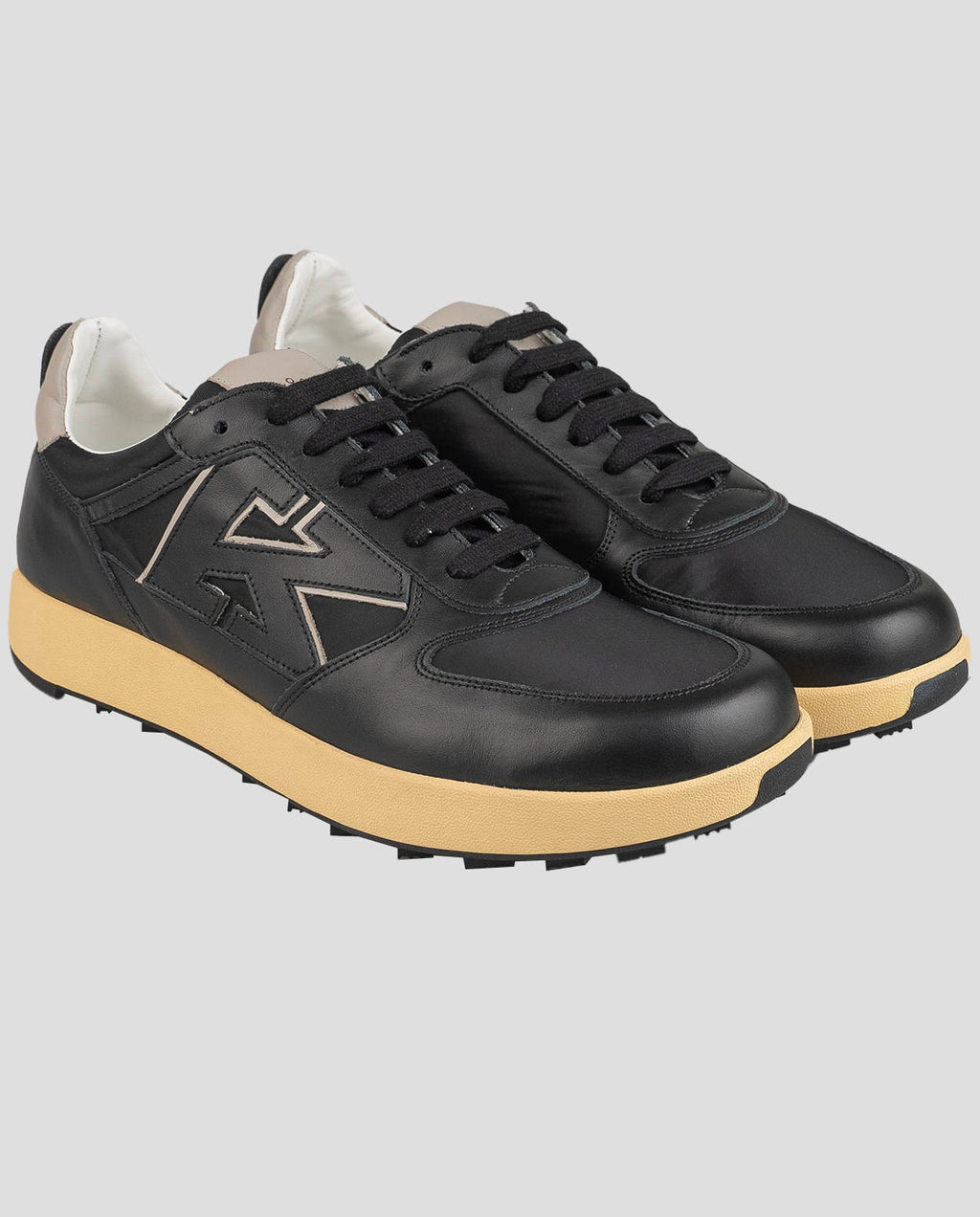 Kiton Kiton Black Leather Pl Sneakers Black 000