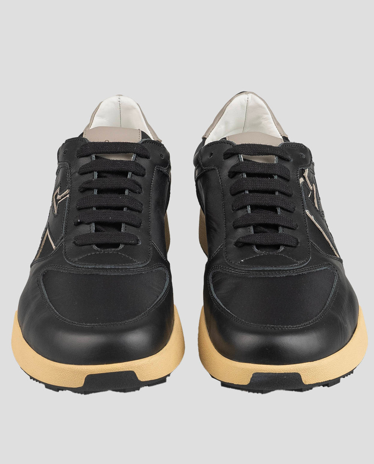Kiton Kiton Black Leather Pl Sneakers Black 001