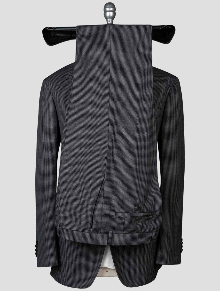 Isaia Gray Virgin Wool Suit