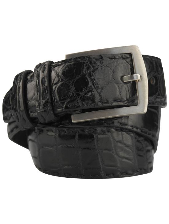 Features of high-quality crocodile leather makes it an expensive item